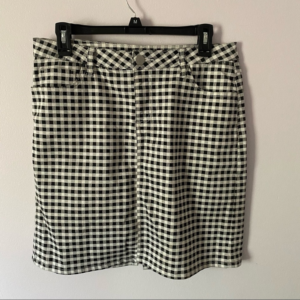 Baccini black and white gingham skirt